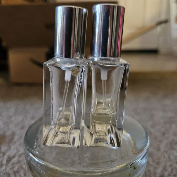 Used Perfume Sample Lot - Picture 5 of 14